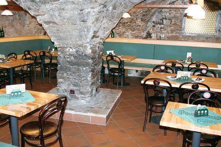 https://www.soccatours.ch/media/catalog/product/cache/da432fc9ee79dfca32e073c2235ab4d7/f/u/fussballtrainingslager_hotel_koruna_soccatours_4_.jpg