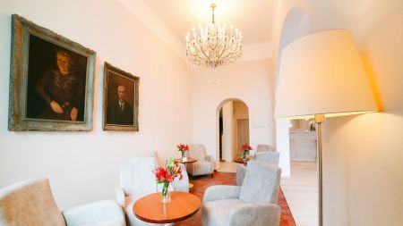 https://www.soccatours.ch/media/catalog/product/cache/da432fc9ee79dfca32e073c2235ab4d7/f/u/fussballtrainingslager_hotel_kozak_soccatours2.jpg