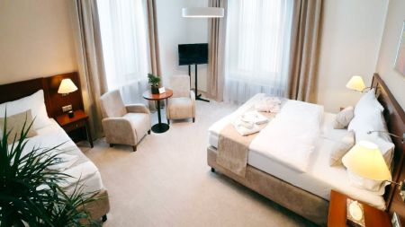 https://www.soccatours.ch/media/catalog/product/cache/da432fc9ee79dfca32e073c2235ab4d7/f/u/fussballtrainingslager_hotel_kozak_soccatours5.jpg