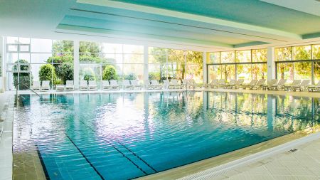 https://www.soccatours.ch/media/catalog/product/cache/da432fc9ee79dfca32e073c2235ab4d7/f/u/fussballtrainingslager_hotel_miracle_soccatours7.jpg