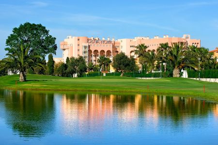 https://www.soccatours.ch/media/catalog/product/cache/da432fc9ee79dfca32e073c2235ab4d7/f/u/fussballtrainingslager_hotel_oliva_nova_soccatours2.jpg