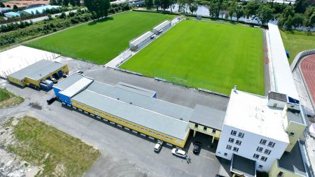 https://www.soccatours.ch/media/catalog/product/cache/da432fc9ee79dfca32e073c2235ab4d7/f/u/fussballtrainingslager_hotel_otavarena_soccatours2.jpg
