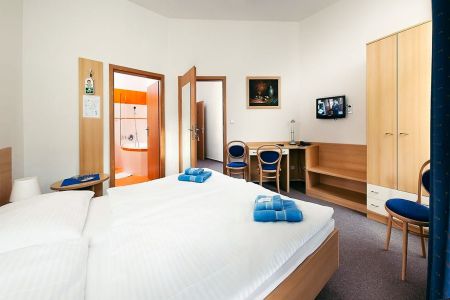 https://www.soccatours.ch/media/catalog/product/cache/da432fc9ee79dfca32e073c2235ab4d7/f/u/fussballtrainingslager_hotel_pod_zamkem_soccatours4.jpg