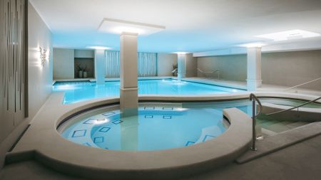 https://www.soccatours.ch/media/catalog/product/cache/da432fc9ee79dfca32e073c2235ab4d7/f/u/fussballtrainingslager_hotel_slatina_superior_soccatours11.jpg