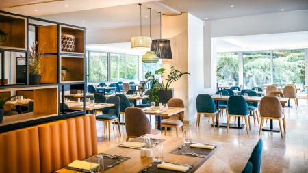 https://www.soccatours.ch/media/catalog/product/cache/da432fc9ee79dfca32e073c2235ab4d7/f/u/fussballtrainingslager_hotel_valamar_diamant_soccatours3.jpg