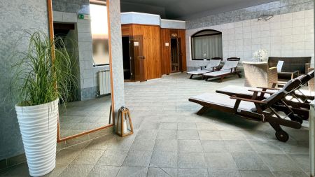 https://www.soccatours.ch/media/catalog/product/cache/da432fc9ee79dfca32e073c2235ab4d7/f/u/fussballtrainingslager_hotel_villa_letan_soccatours10.jpg