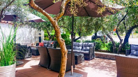 https://www.soccatours.ch/media/catalog/product/cache/da432fc9ee79dfca32e073c2235ab4d7/f/u/fussballtrainingslager_hotel_villa_letan_soccatours4.jpg