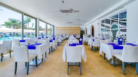https://www.soccatours.ch/media/catalog/product/cache/da432fc9ee79dfca32e073c2235ab4d7/f/u/fussballtrainingslager_jardin_dorado_soccatours6.jpg