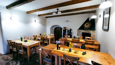 https://www.soccatours.ch/media/catalog/product/cache/da432fc9ee79dfca32e073c2235ab4d7/f/u/fussballtrainingslager_pension_drei_eschen_soccatours3.jpg