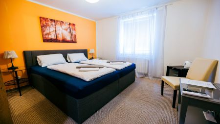 https://www.soccatours.ch/media/catalog/product/cache/da432fc9ee79dfca32e073c2235ab4d7/f/u/fussballtrainingslager_pension_leopolda_soccatours6.jpg