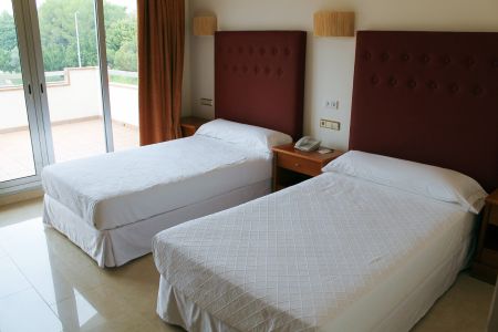 https://www.soccatours.ch/media/catalog/product/cache/da432fc9ee79dfca32e073c2235ab4d7/f/u/fussballtrainingslager_real_club_campoamor_hotel__soccatours6.jpg