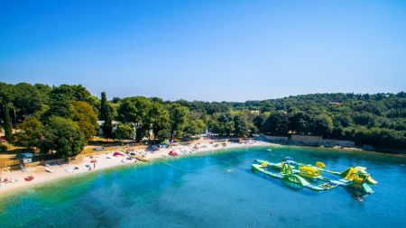 https://www.soccatours.ch/media/catalog/product/cache/da432fc9ee79dfca32e073c2235ab4d7/f/u/fussballtrainingslager_resort_centinera_soccatours2.jpg