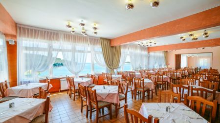https://www.soccatours.ch/media/catalog/product/cache/da432fc9ee79dfca32e073c2235ab4d7/f/u/fussballtrainingslager_resort_centinera_soccatours6.jpg