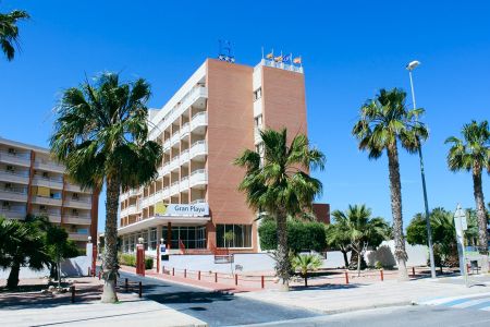 https://www.soccatours.ch/media/catalog/product/cache/da432fc9ee79dfca32e073c2235ab4d7/f/u/fussballtrainingslager_sporthotel_gran_playa_soccatours.jpg