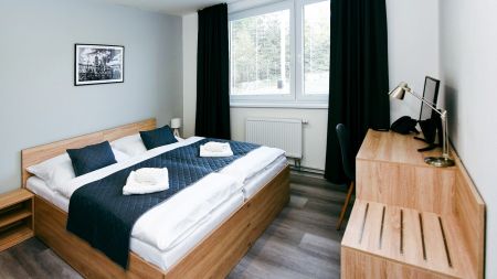 https://www.soccatours.ch/media/catalog/product/cache/da432fc9ee79dfca32e073c2235ab4d7/f/u/fussballtrainingslager_sporthotel_soccatours5.jpg