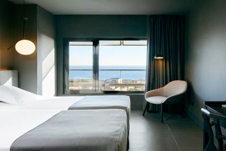 https://www.soccatours.ch/media/catalog/product/cache/da432fc9ee79dfca32e073c2235ab4d7/h/o/hotel_barcelona_princess_soccatours_5_.jpg