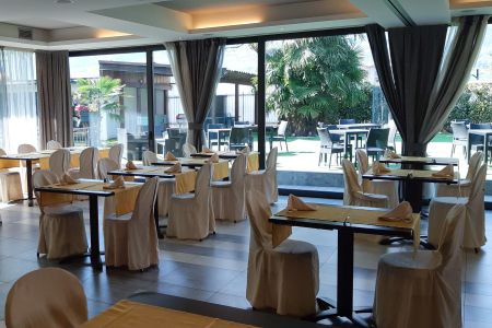 https://www.soccatours.ch/media/catalog/product/cache/da432fc9ee79dfca32e073c2235ab4d7/h/o/hotel_campagnola_6.jpg