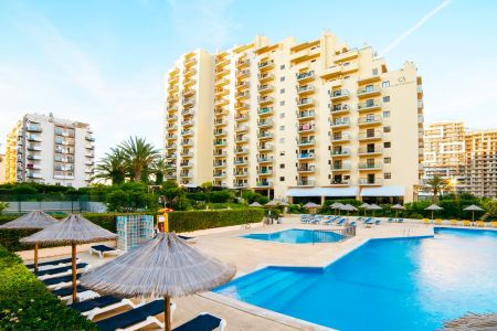 https://www.soccatours.ch/media/catalog/product/cache/da432fc9ee79dfca32e073c2235ab4d7/h/o/hotel_club_amarillis_soccatours.jpg