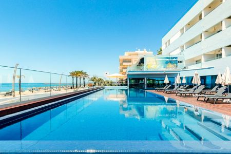 https://www.soccatours.ch/media/catalog/product/cache/da432fc9ee79dfca32e073c2235ab4d7/h/o/hotel_dom_jose_soccatours.jpg