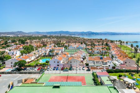 https://www.soccatours.ch/media/catalog/product/cache/da432fc9ee79dfca32e073c2235ab4d7/h/o/hotel_sol_guadalmar_soccatours_4_.jpg