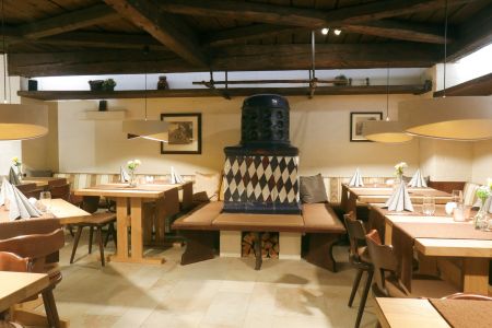 https://www.soccatours.ch/media/catalog/product/cache/da432fc9ee79dfca32e073c2235ab4d7/h/o/hotel_stadtkrug_soccatours.jpg