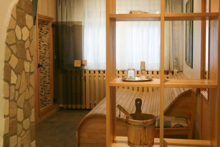https://www.soccatours.ch/media/catalog/product/cache/da432fc9ee79dfca32e073c2235ab4d7/h/o/hotel_stadtkrug_soccatours_8_.jpg