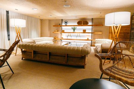 https://www.soccatours.ch/media/catalog/product/cache/da432fc9ee79dfca32e073c2235ab4d7/h/o/hotel_zenit_soccatours_11_.jpg