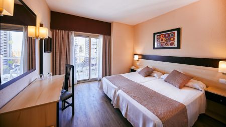 https://www.soccatours.ch/media/catalog/product/cache/da432fc9ee79dfca32e073c2235ab4d7/s/c/schwimmtrainingslager_hotel_griego_mar4_1.jpg