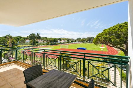 https://www.soccatours.ch/media/catalog/product/cache/da432fc9ee79dfca32e073c2235ab4d7/v/i/victoria_sports_and_beach_hotel_soccatours_6_.jpg